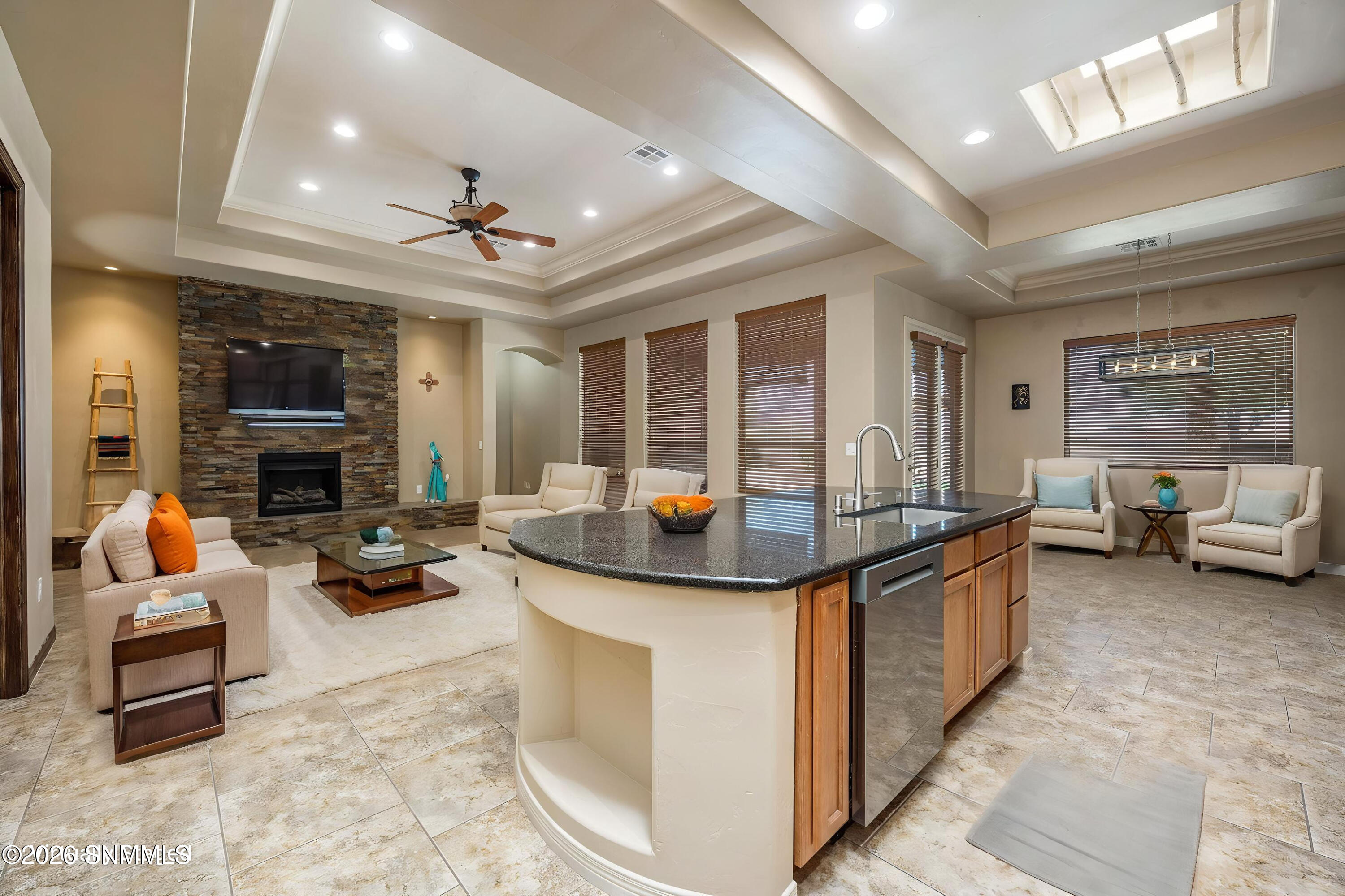 6-web-or-mls-Snappin-Homes-(Isleta4335_N