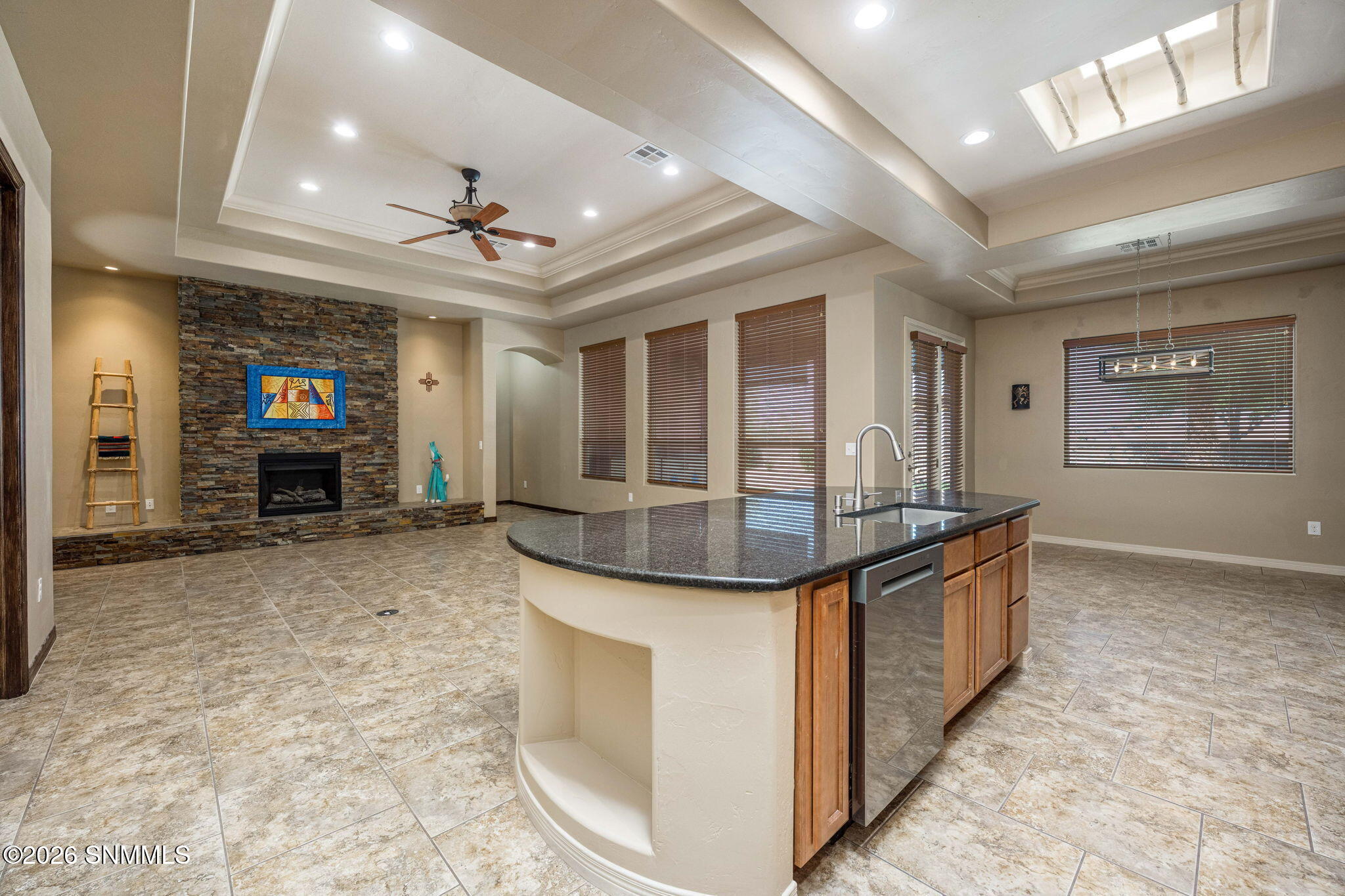 6-web-or-mls-Snappin Homes (Isleta4335_N
