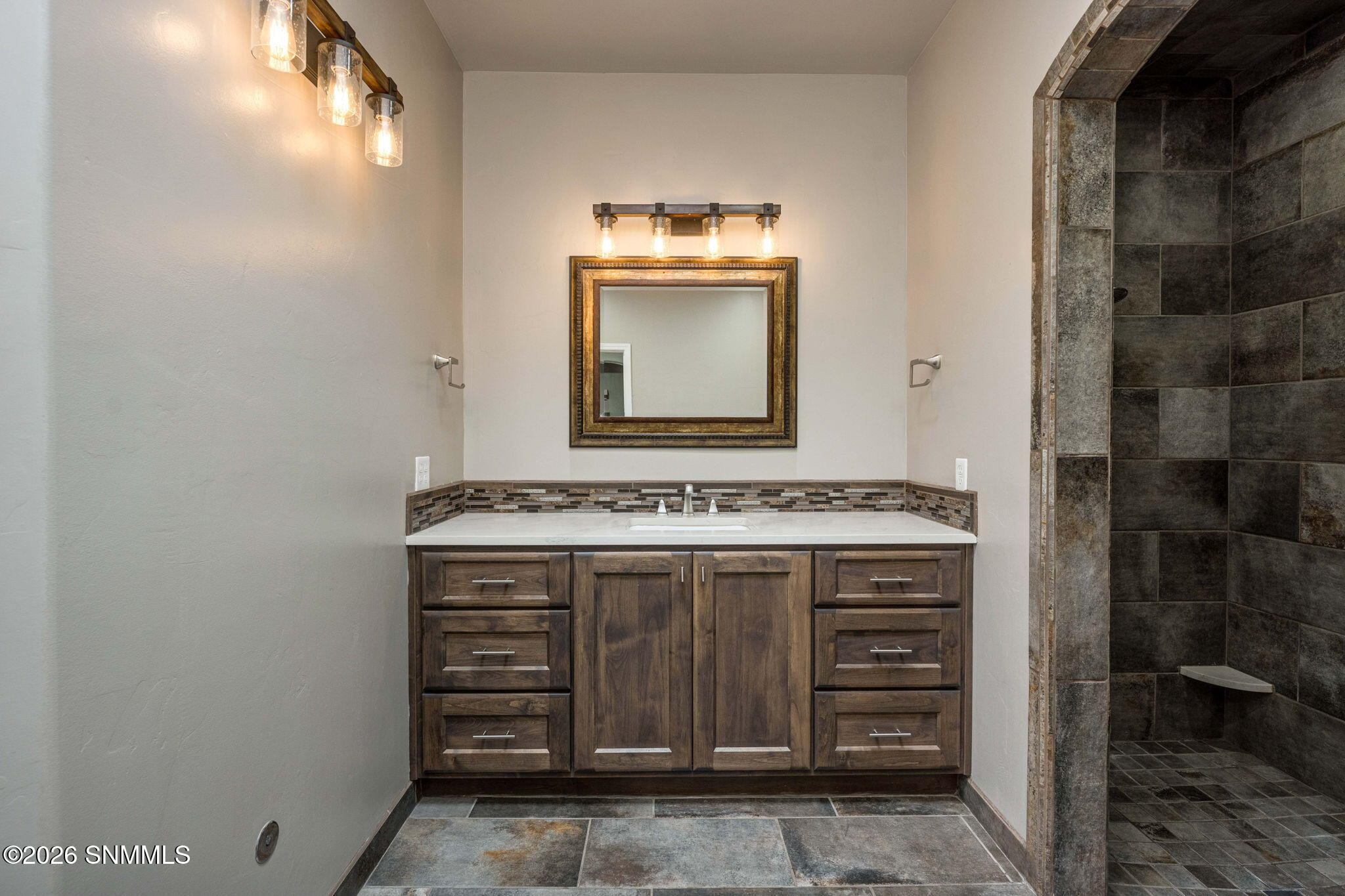 31-web-or-mls-Snappin Homes (BoulderCany