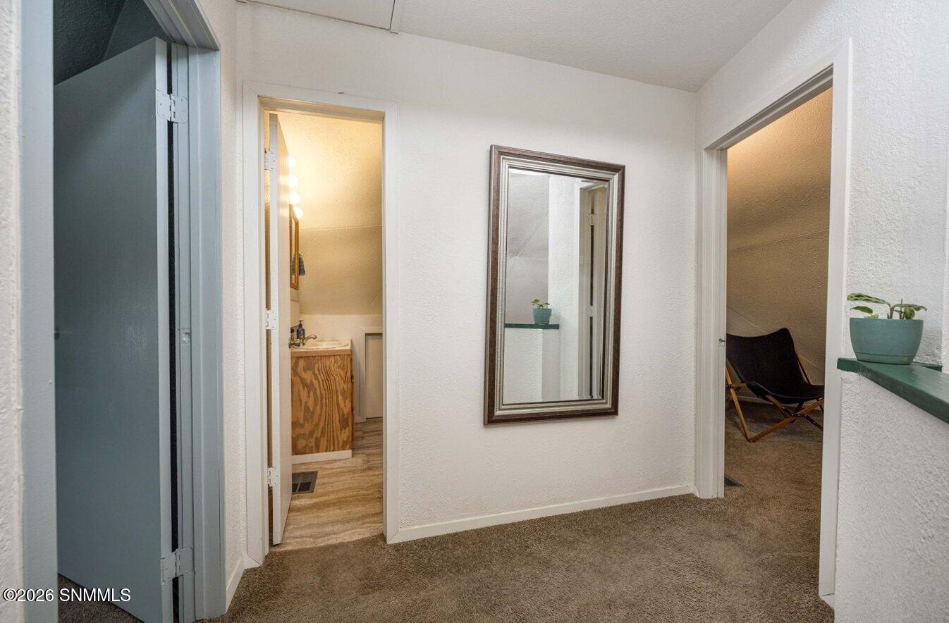 27-Loft-5175 Creek Trail