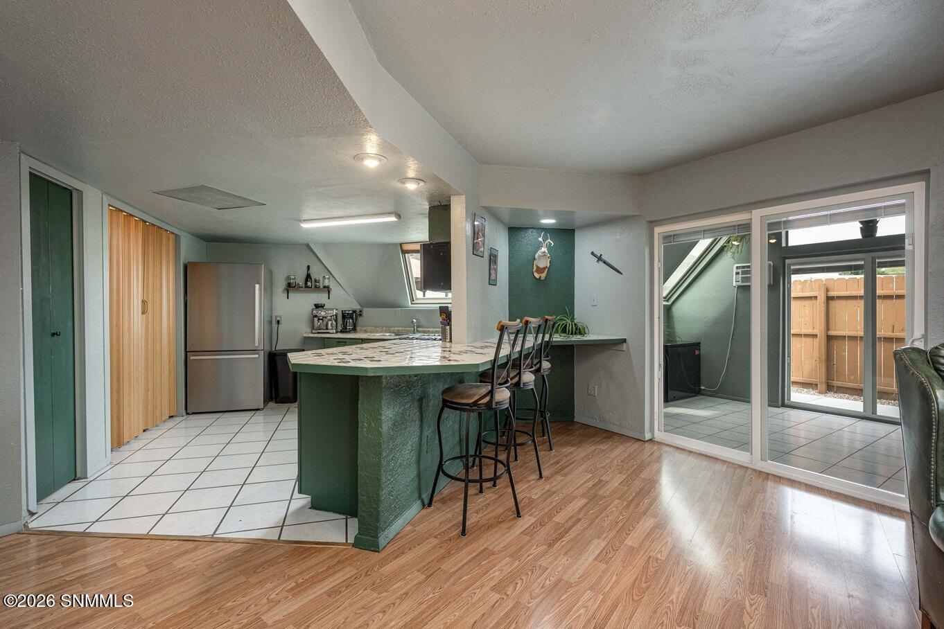 08-Kitchen-5175 Creek Trail