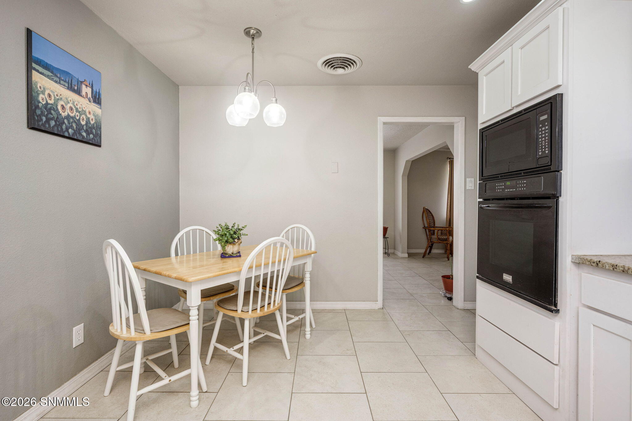 17-web-or-mls-Snappin Homes (Valencia167
