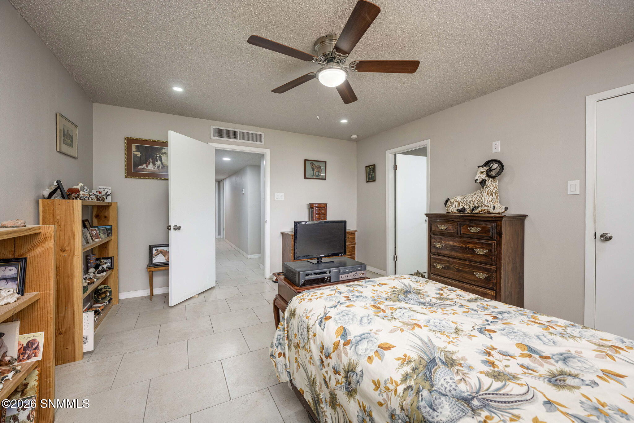 21-web-or-mls-Snappin Homes (Valencia167