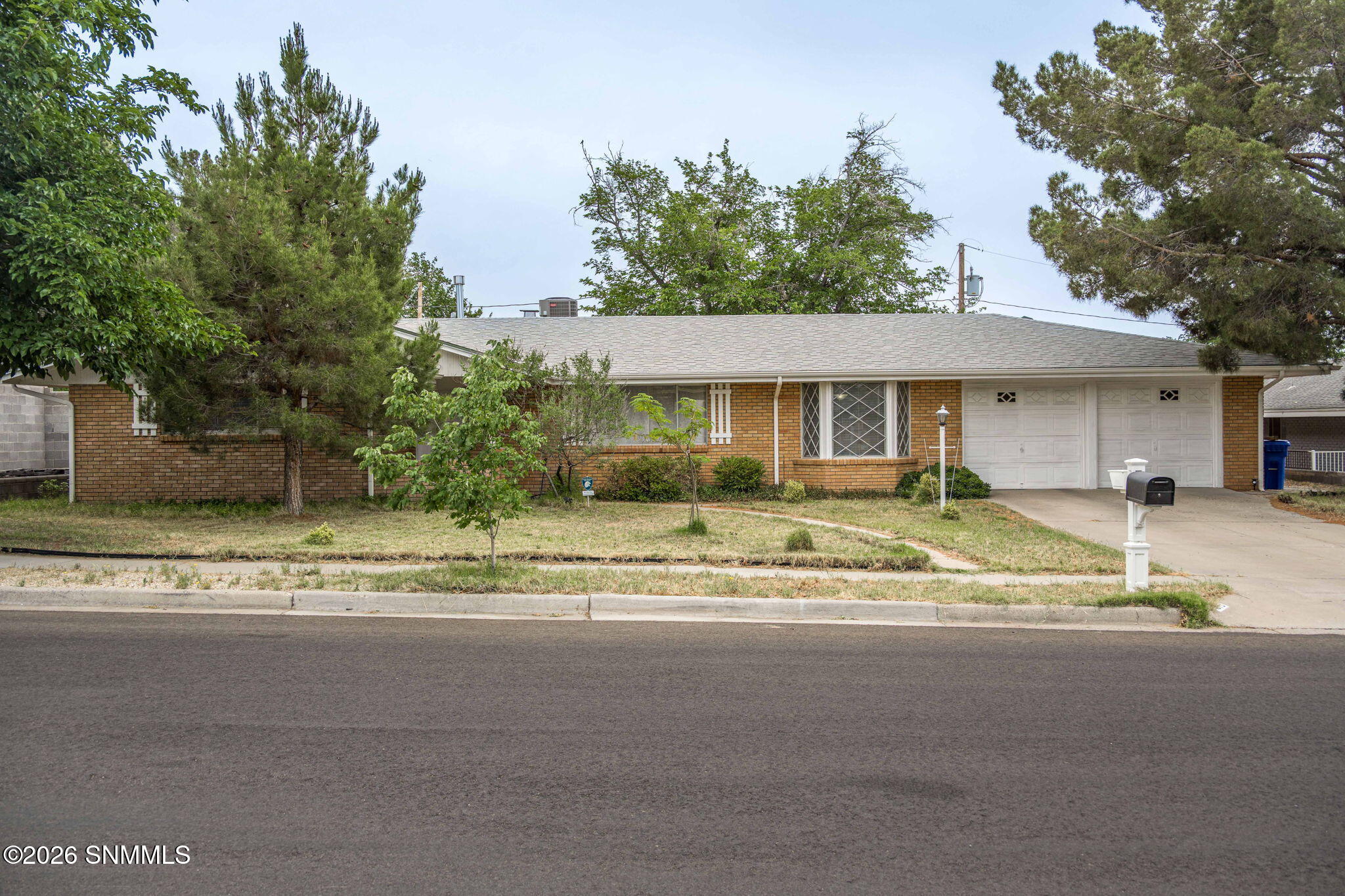 1-web-or-mls-Snappin Homes (Valencia1670