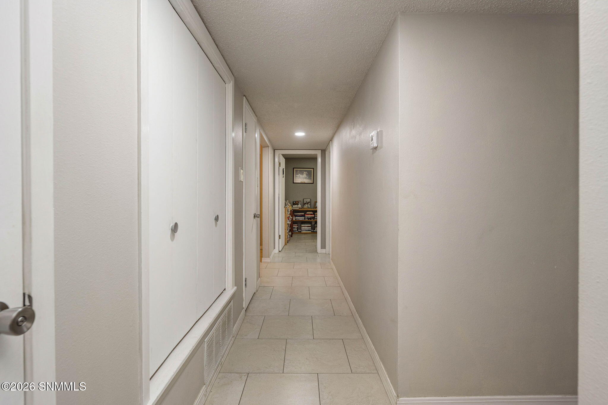 24-web-or-mls-Snappin Homes (Valencia167