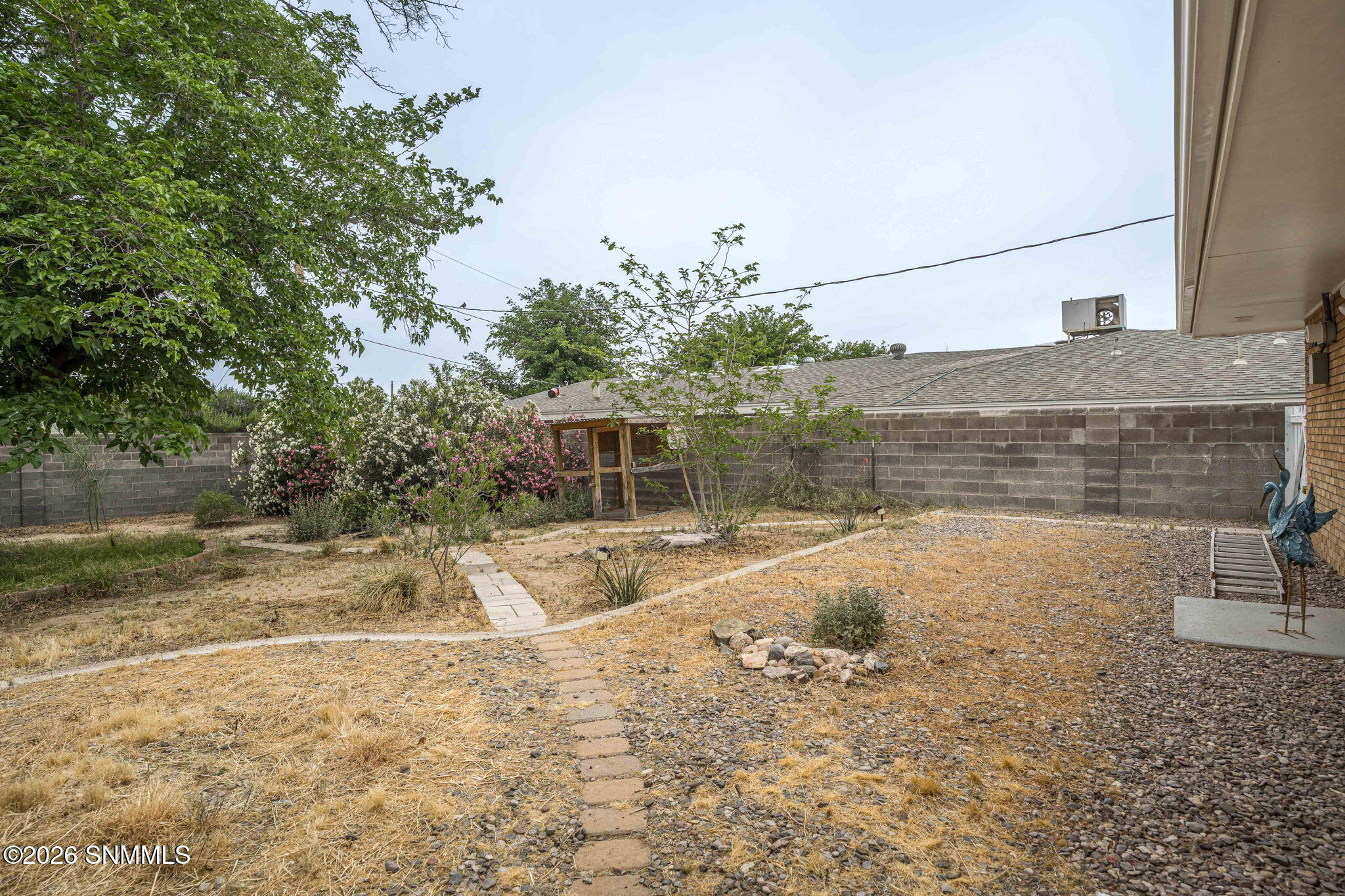 33-web-or-mls-Snappin Homes (Valencia167