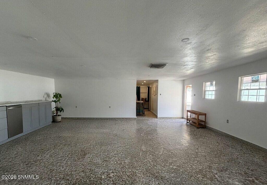 Back apartment