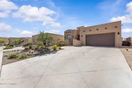 8173 Willow Bloom Circle, Las Cruces, New Mexico 88007, 3 Bedrooms Bedrooms, ,2 BathroomsBathrooms,Residential,For Sale,Willow Bloom,2601404