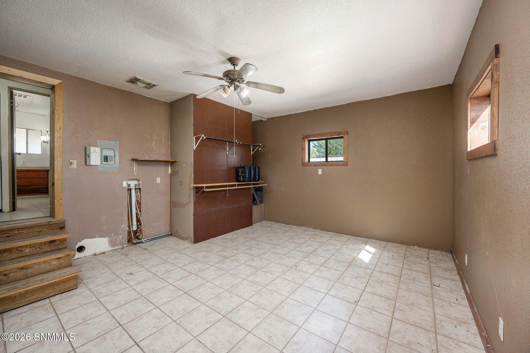 28-web-or-mls-Snappin Homes (Strange5418