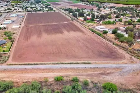000 Valley Drive, Las Cruces, New Mexico 88007, ,Farm,For Sale,Valley,2601425