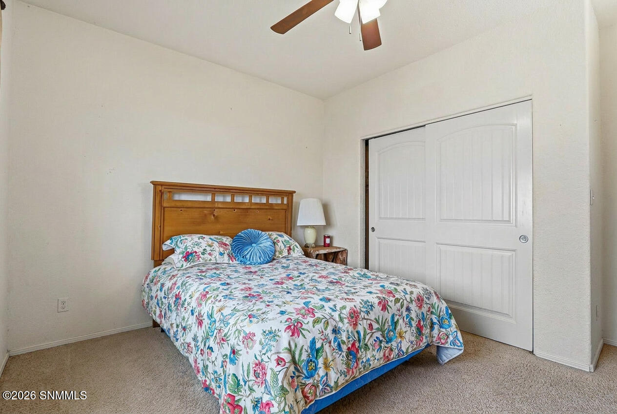 bedroom pic 1