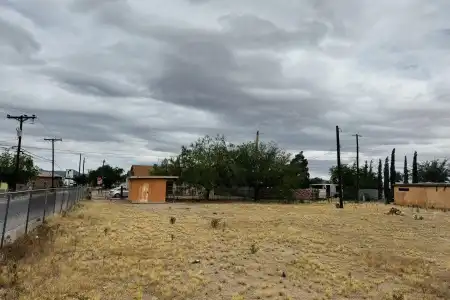 969 Augustine Avenue, Las Cruces, New Mexico 88001, ,Land,For Sale,Augustine,2601458