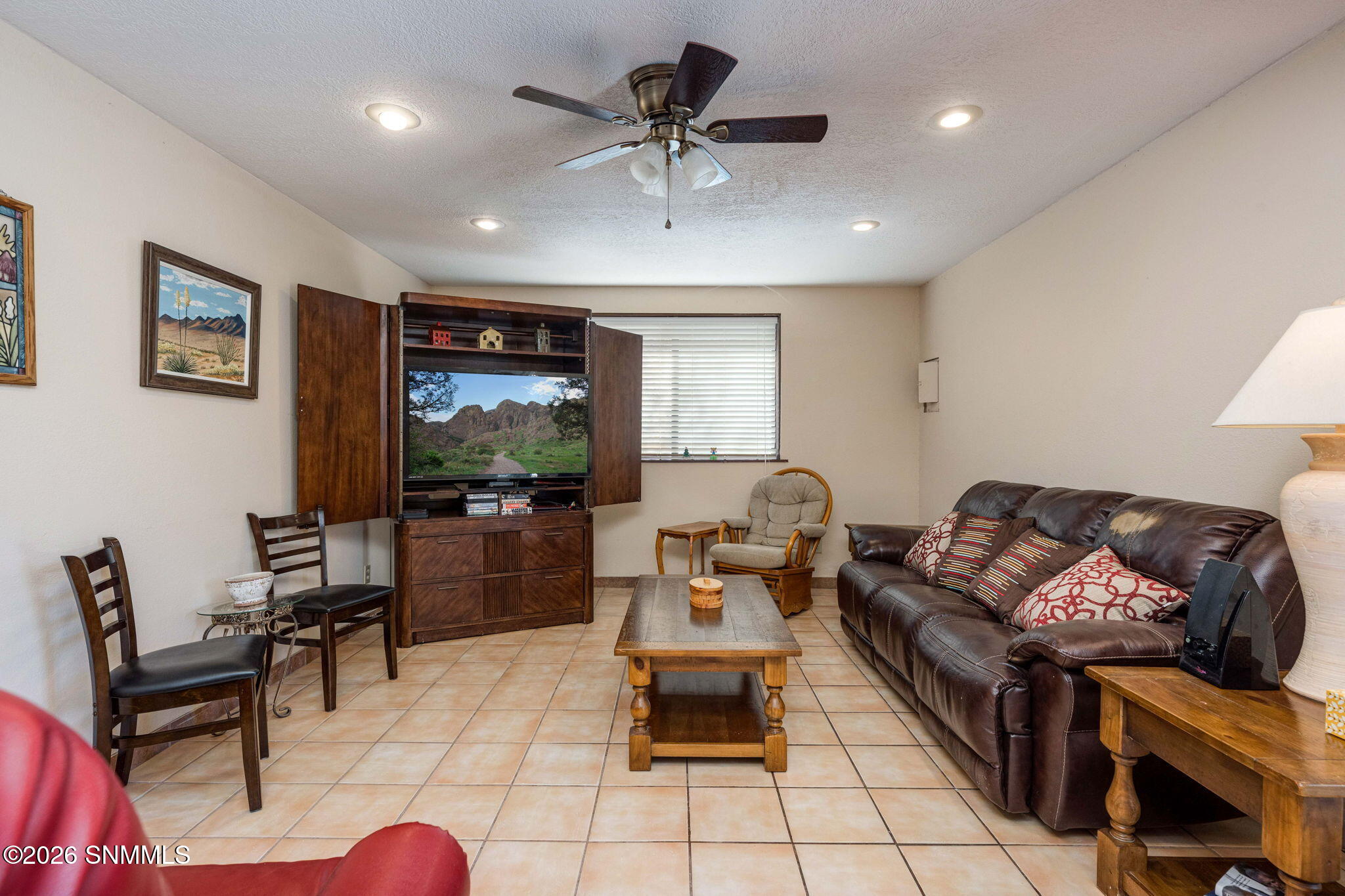 8-web-or-mls-Snappin Homes (Northwind510