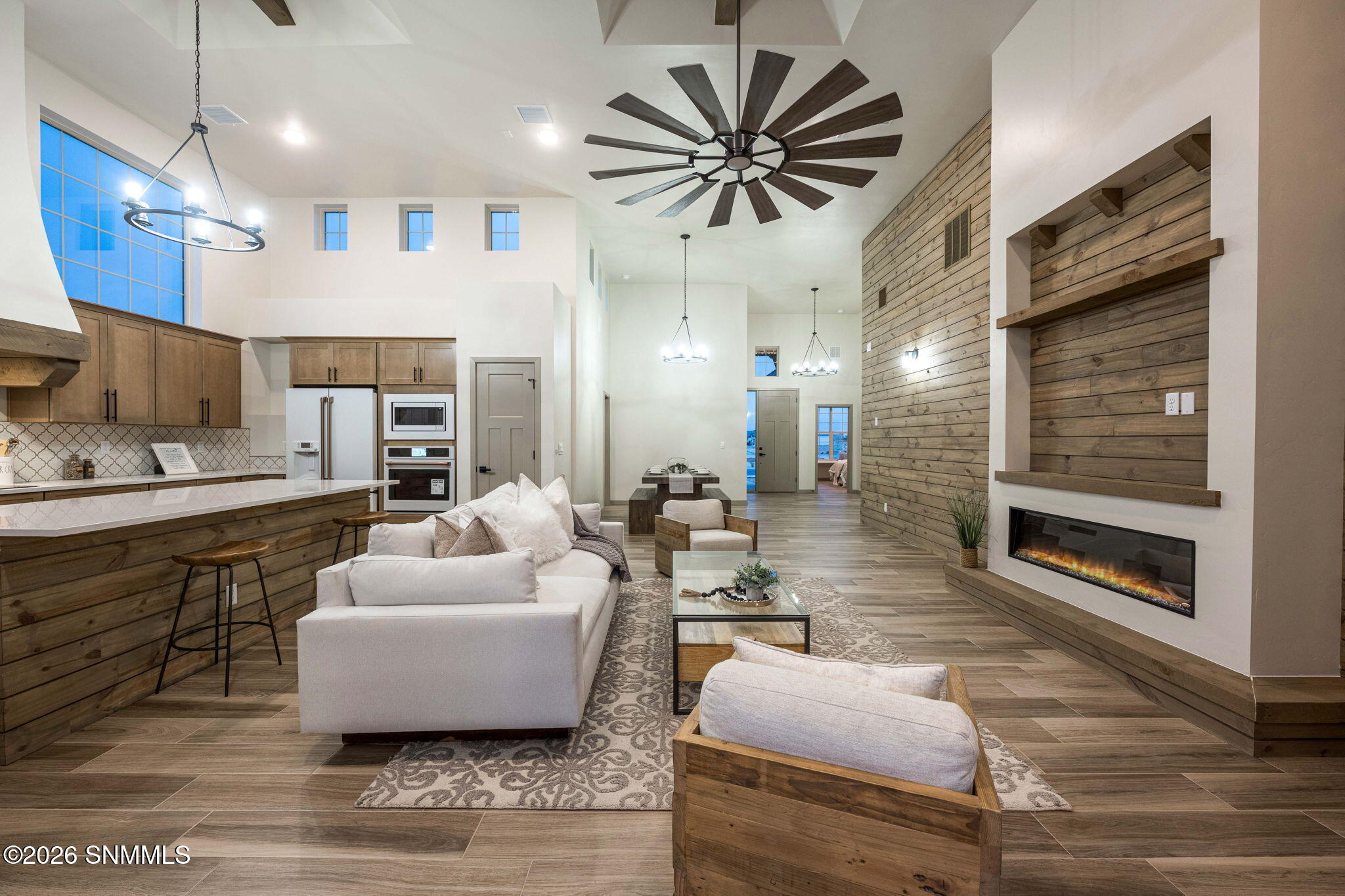 13-web-or-mls-Snappin Homes (Malibu6733)