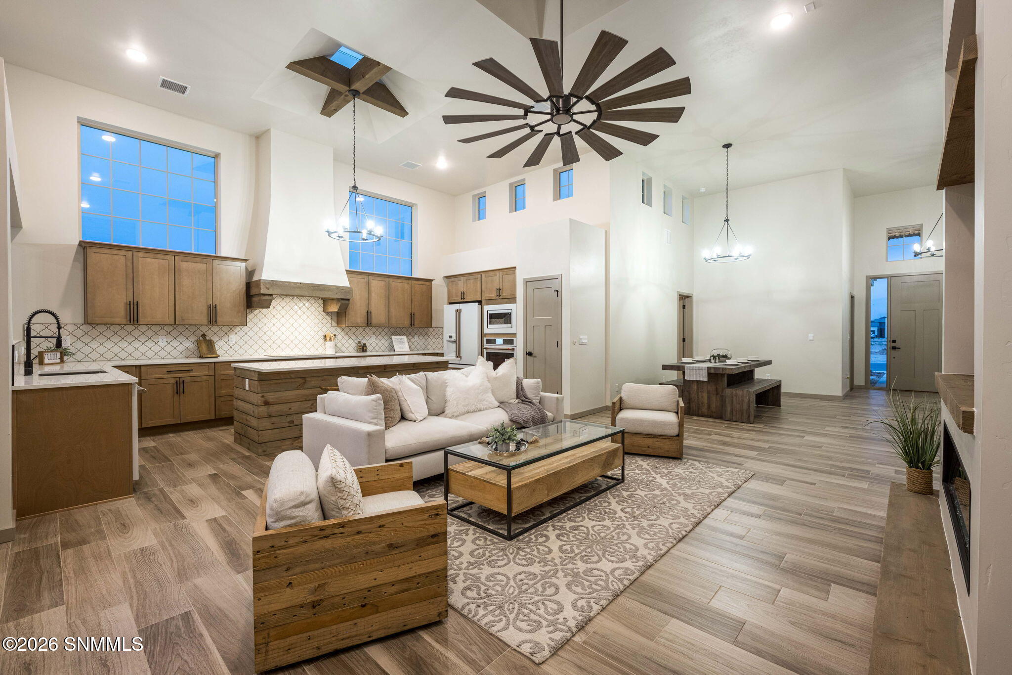 14-web-or-mls-Snappin Homes (Malibu6733)