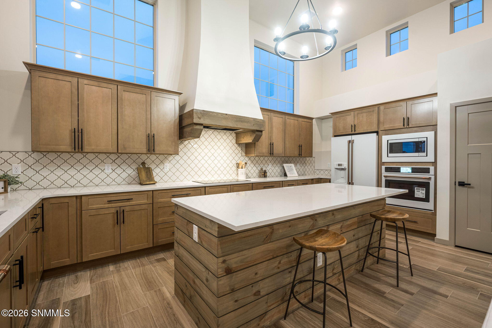 15-web-or-mls-Snappin Homes (Malibu6733)
