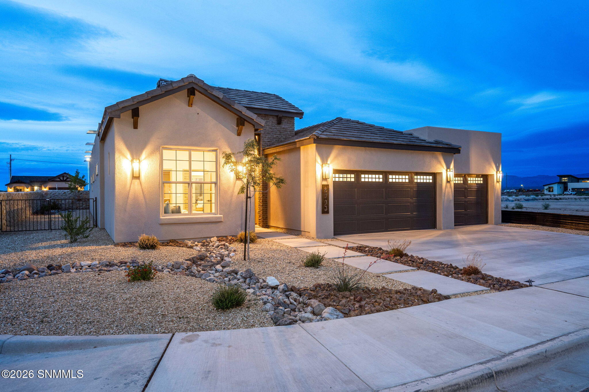 2-web-or-mls-Snappin Homes (Malibu6733)-