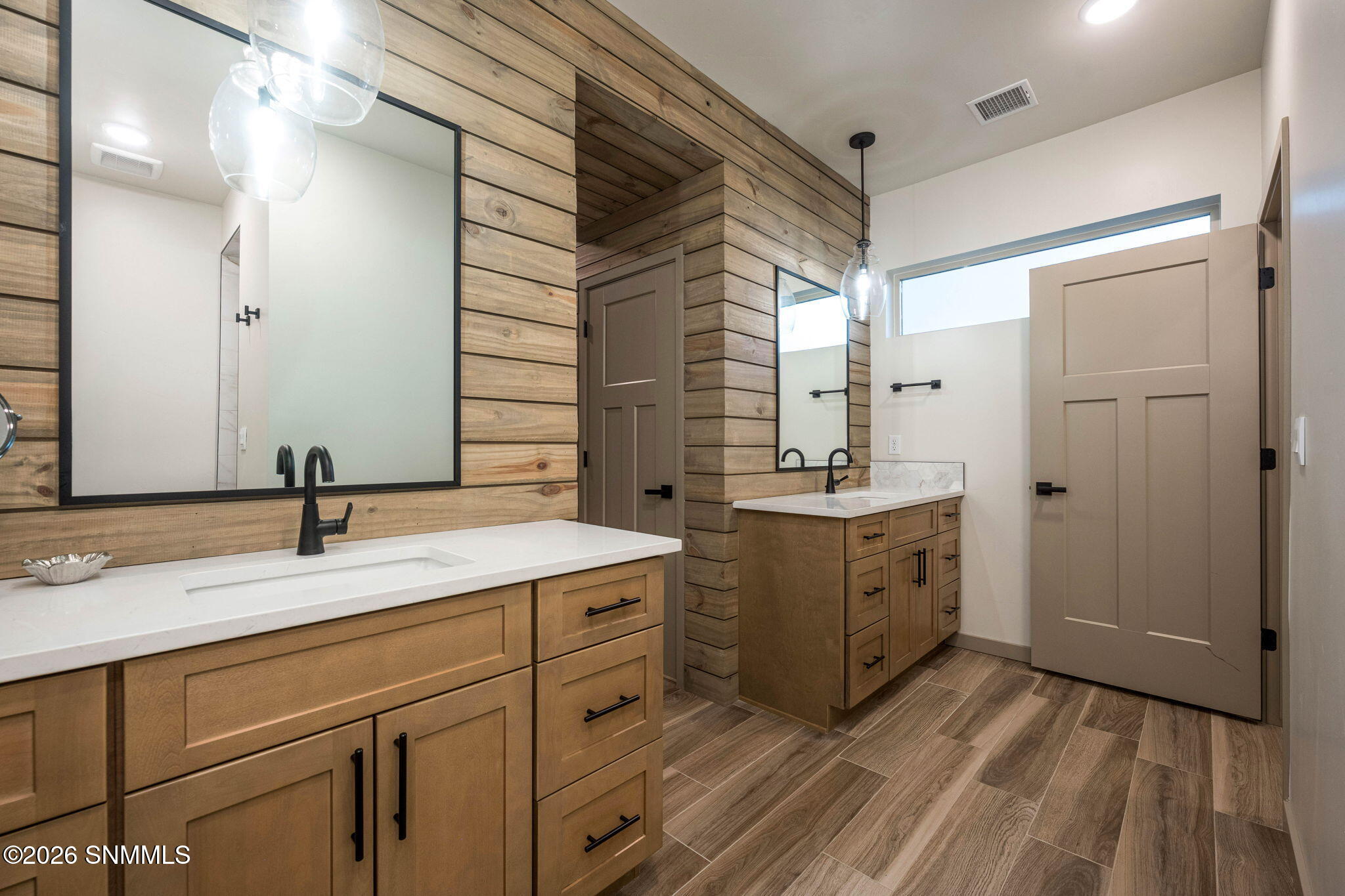 28-web-or-mls-Snappin Homes (Malibu6733)