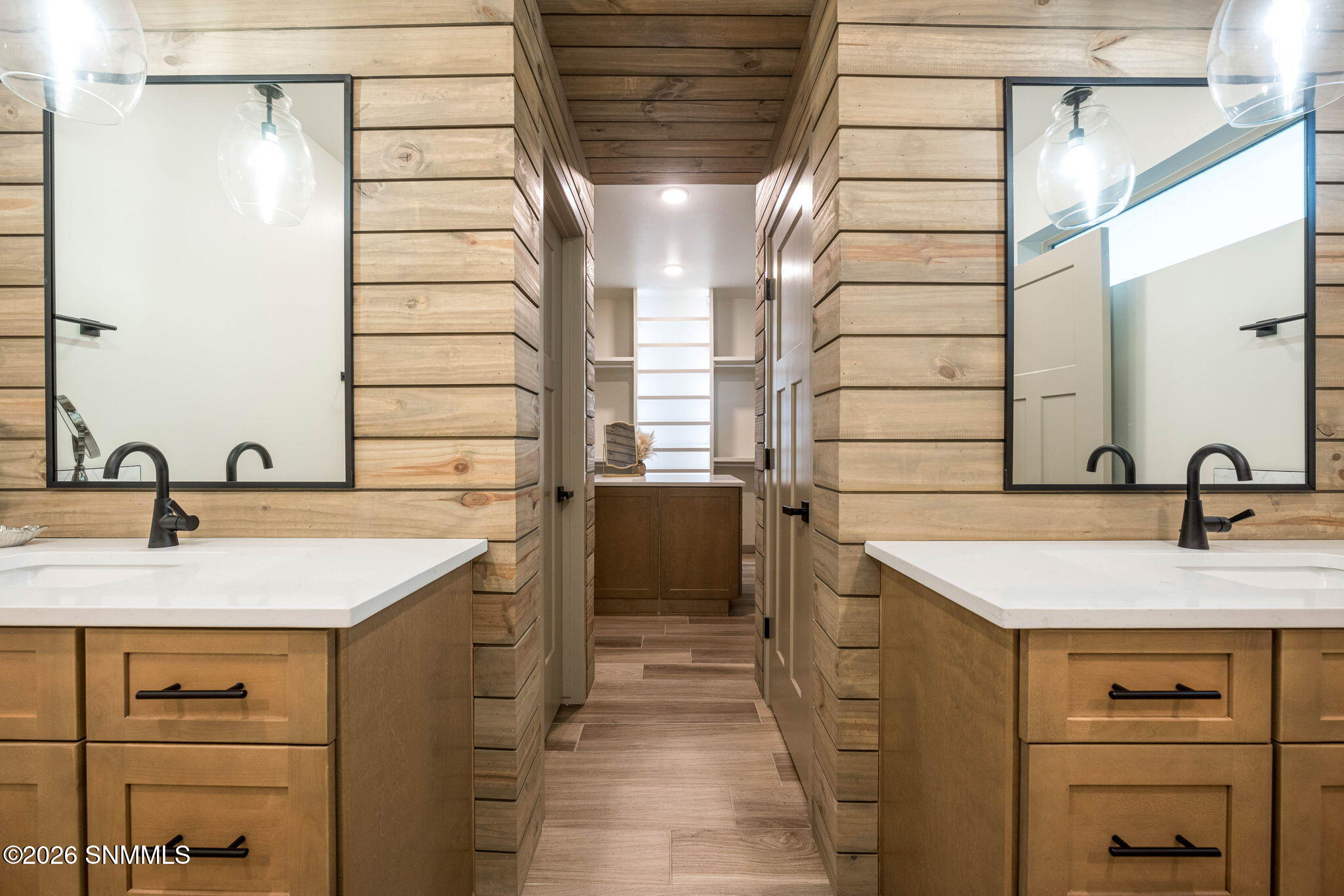 30-web-or-mls-Snappin Homes (Malibu6733)