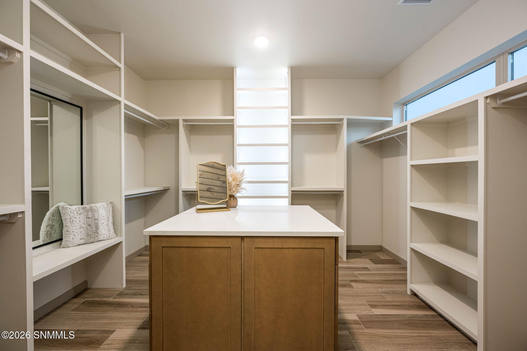 32-web-or-mls-Snappin Homes (Malibu6733)