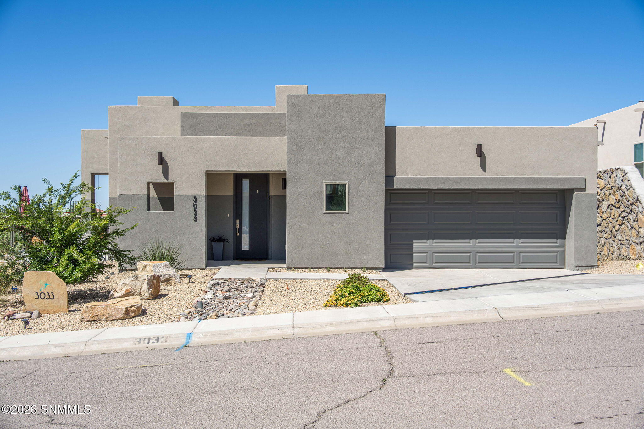1-web-or-mls-Snappin Homes (DougRains303