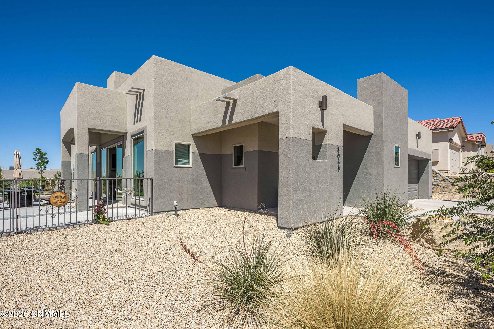 4-web-or-mls-Snappin Homes (DougRains303