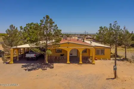 145 Paradise Way, Chaparral, New Mexico 88081, 6 Bedrooms Bedrooms, ,3 BathroomsBathrooms,Residential,For Sale,Paradise,2601526