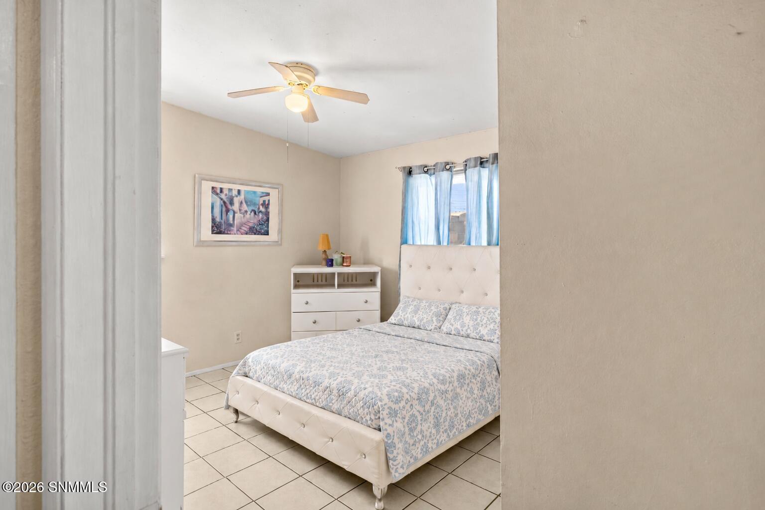 bed 3