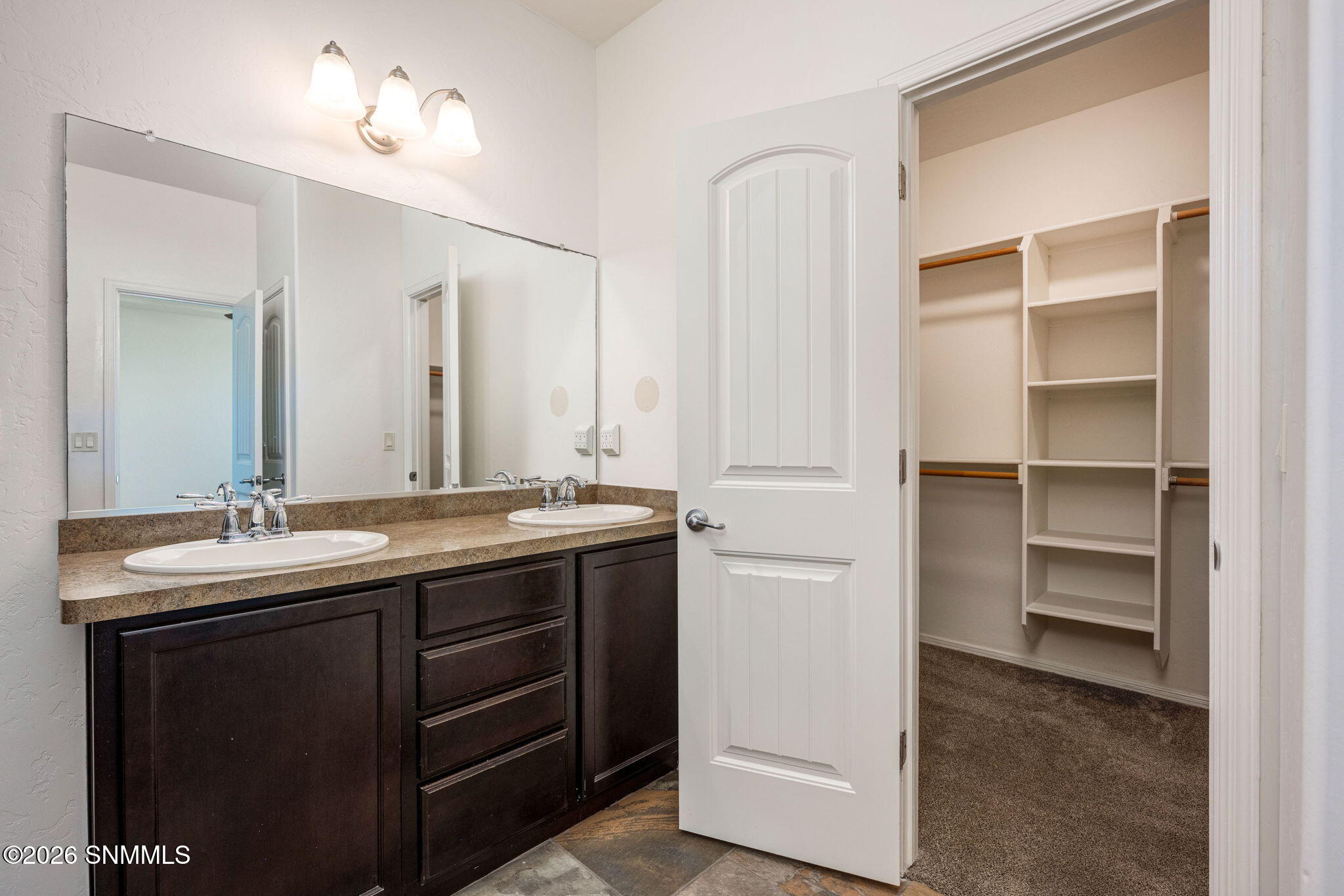 18-web-or-mls-Snappin Homes (Rimrock4729