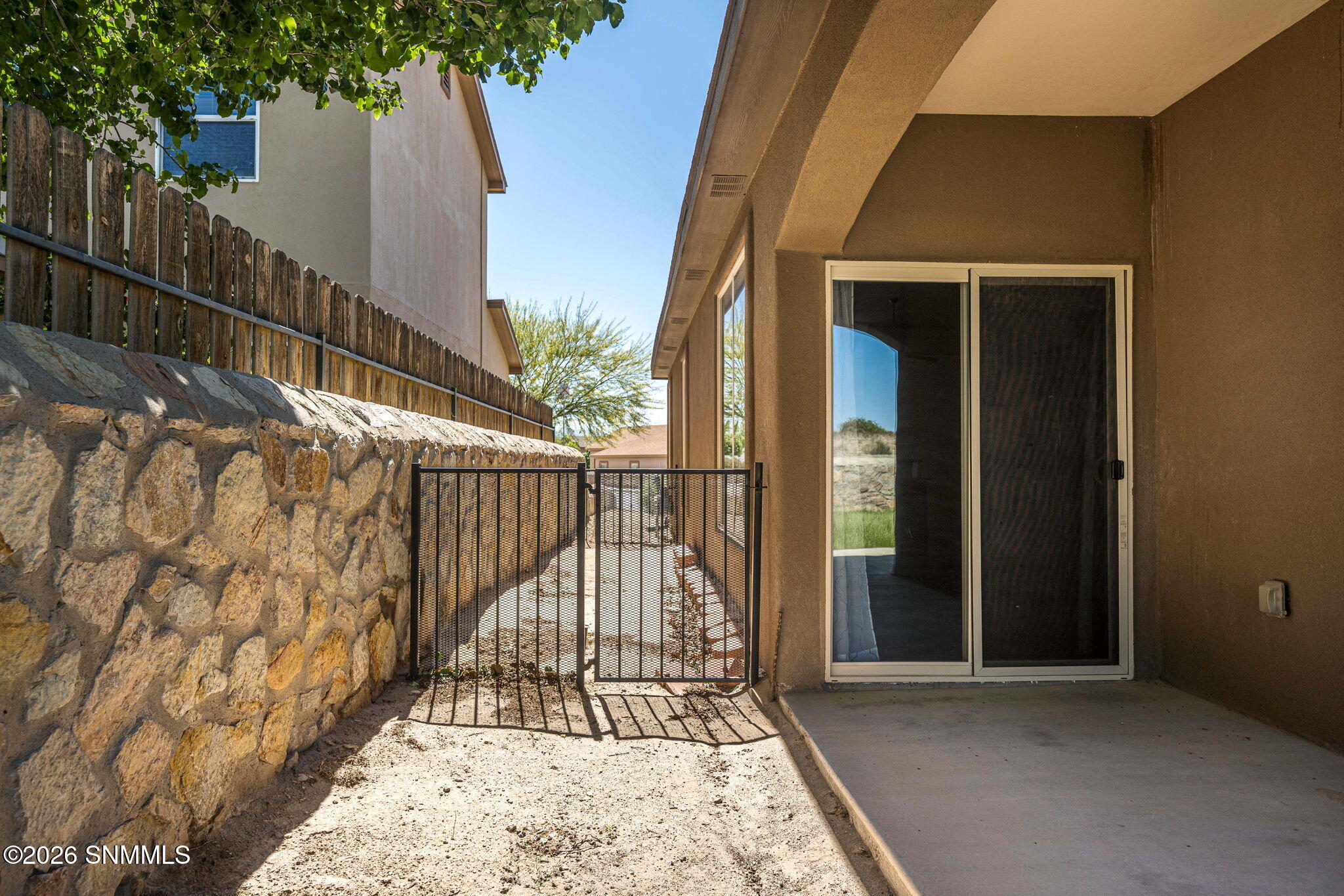 28-web-or-mls-Snappin Homes (Rimrock4729