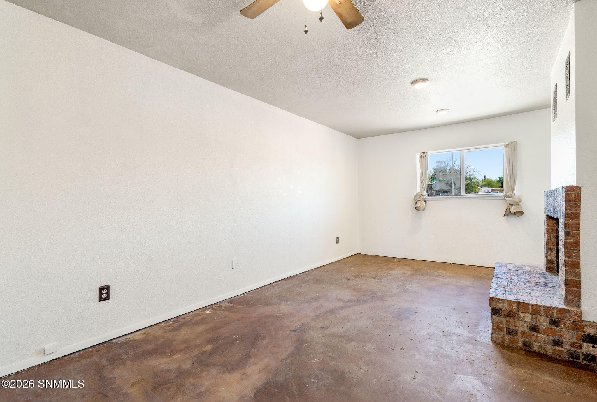 19-web-or-mls-1807-debra-st