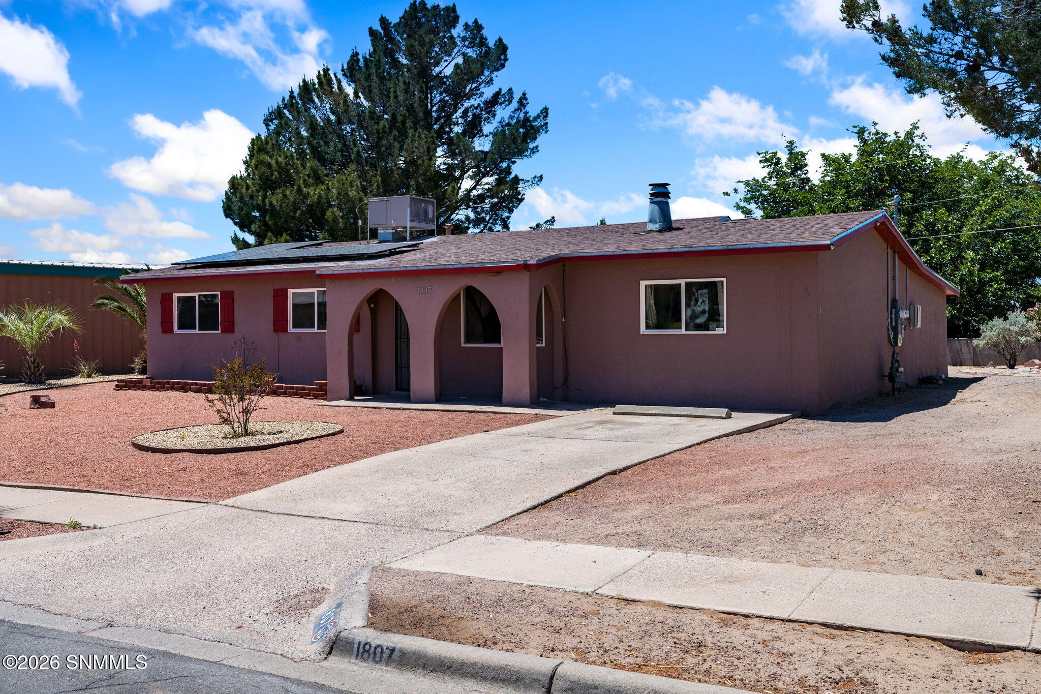 2-web-or-mls-1807-debra-st
