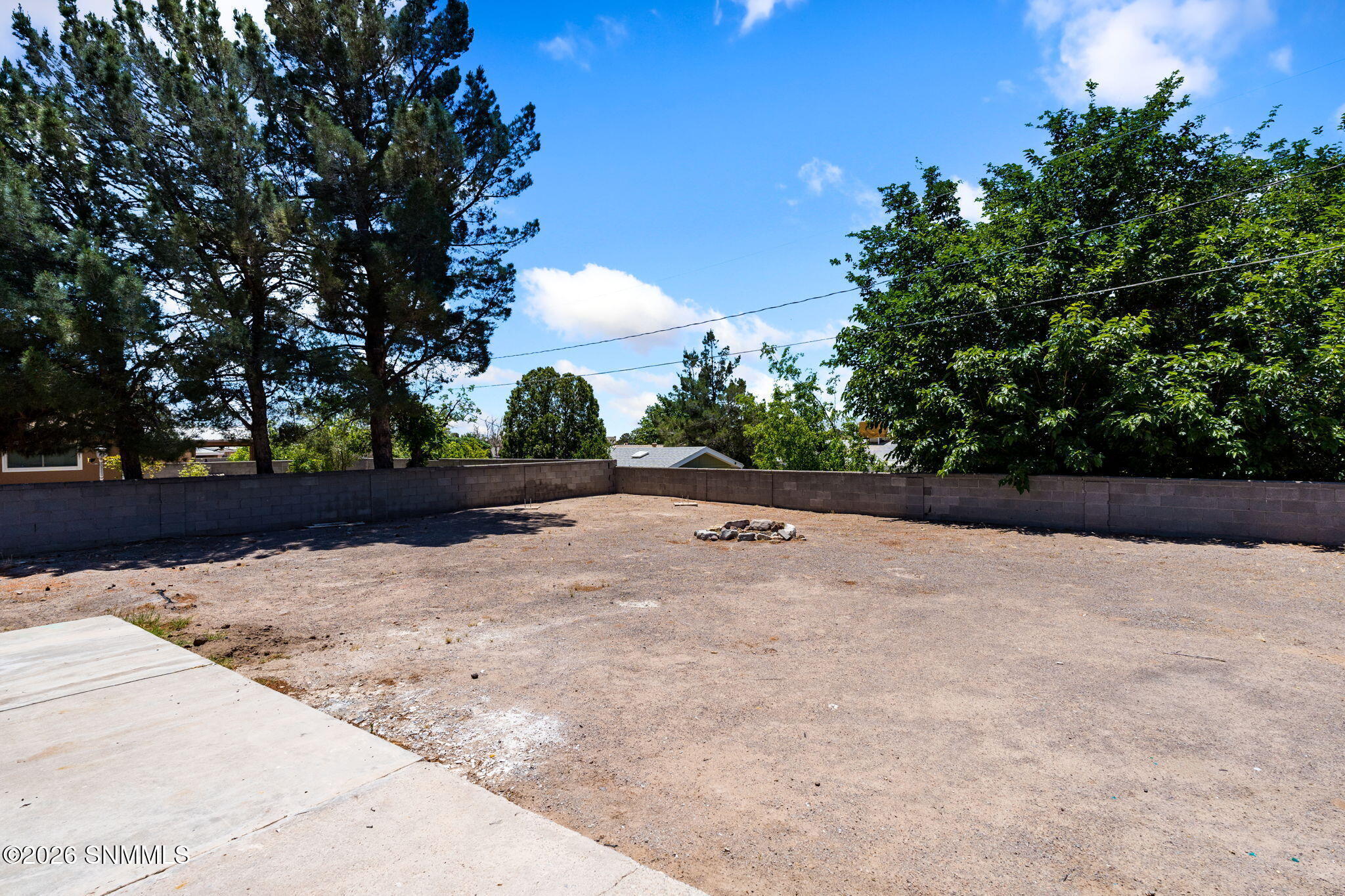 23-web-or-mls-1807-debra-st