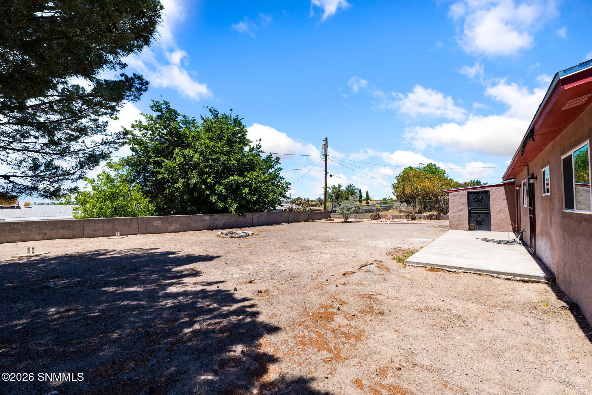 24-web-or-mls-1807-debra-st