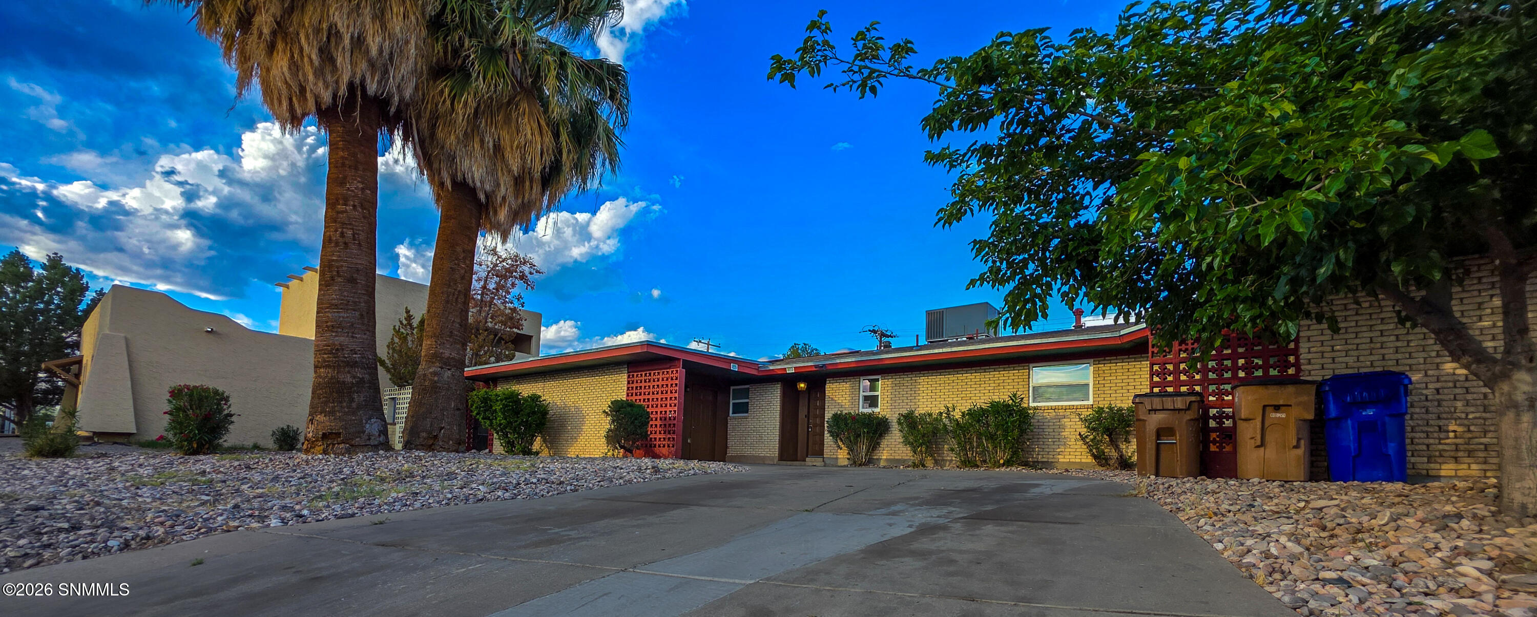 1855 Thomas Dr.