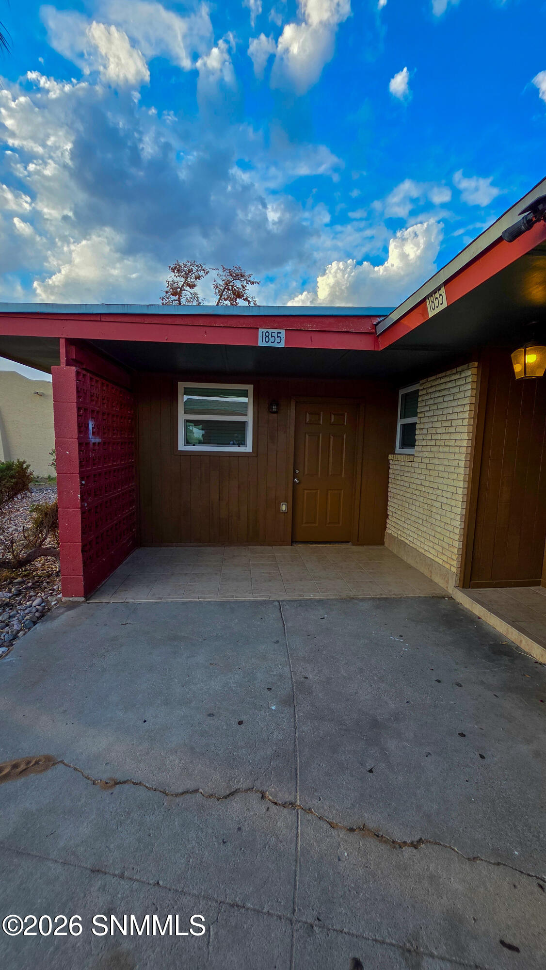 1855 Thomas Dr.