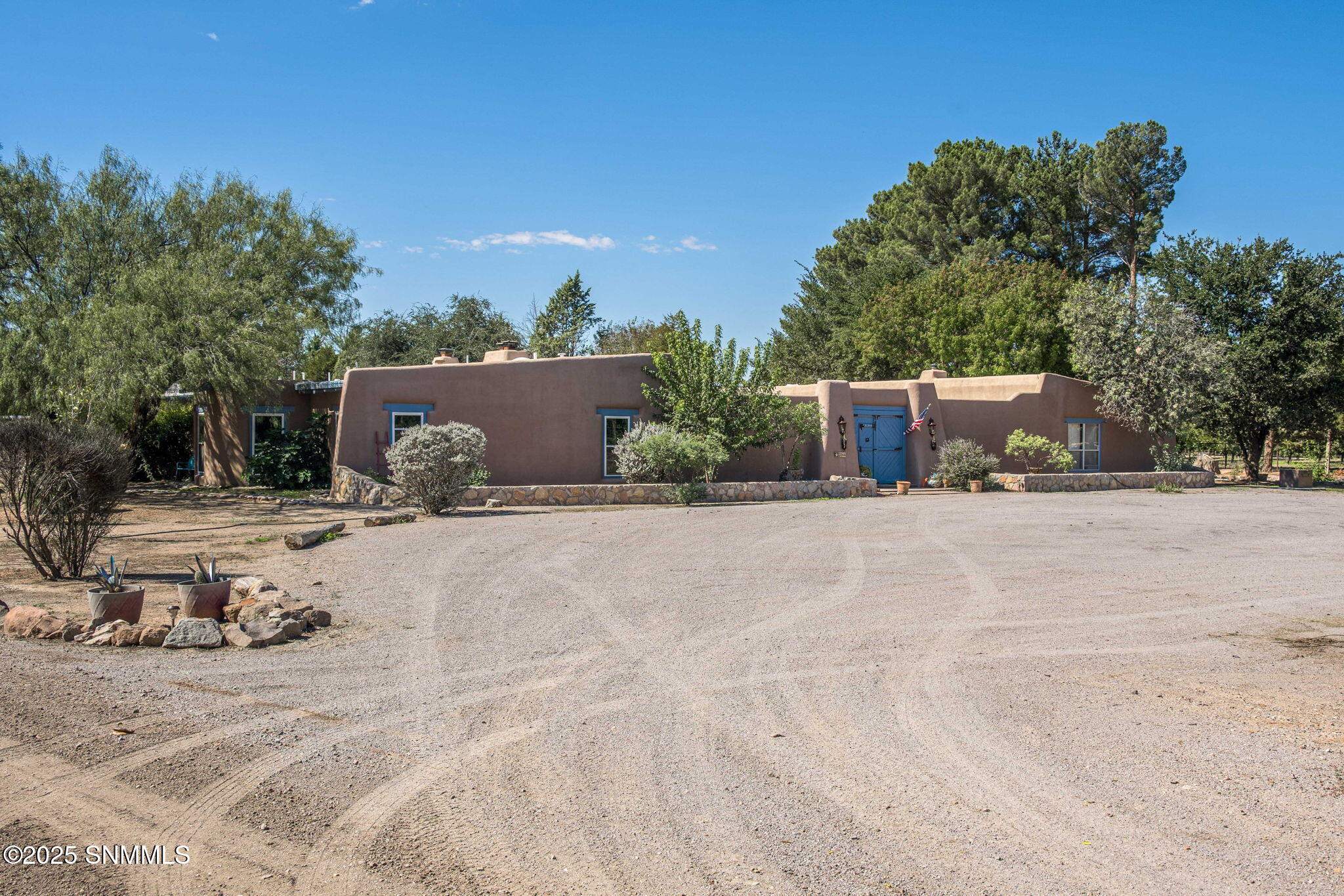 2-web-or-mls-Snappin Homes (Snow3044)-2