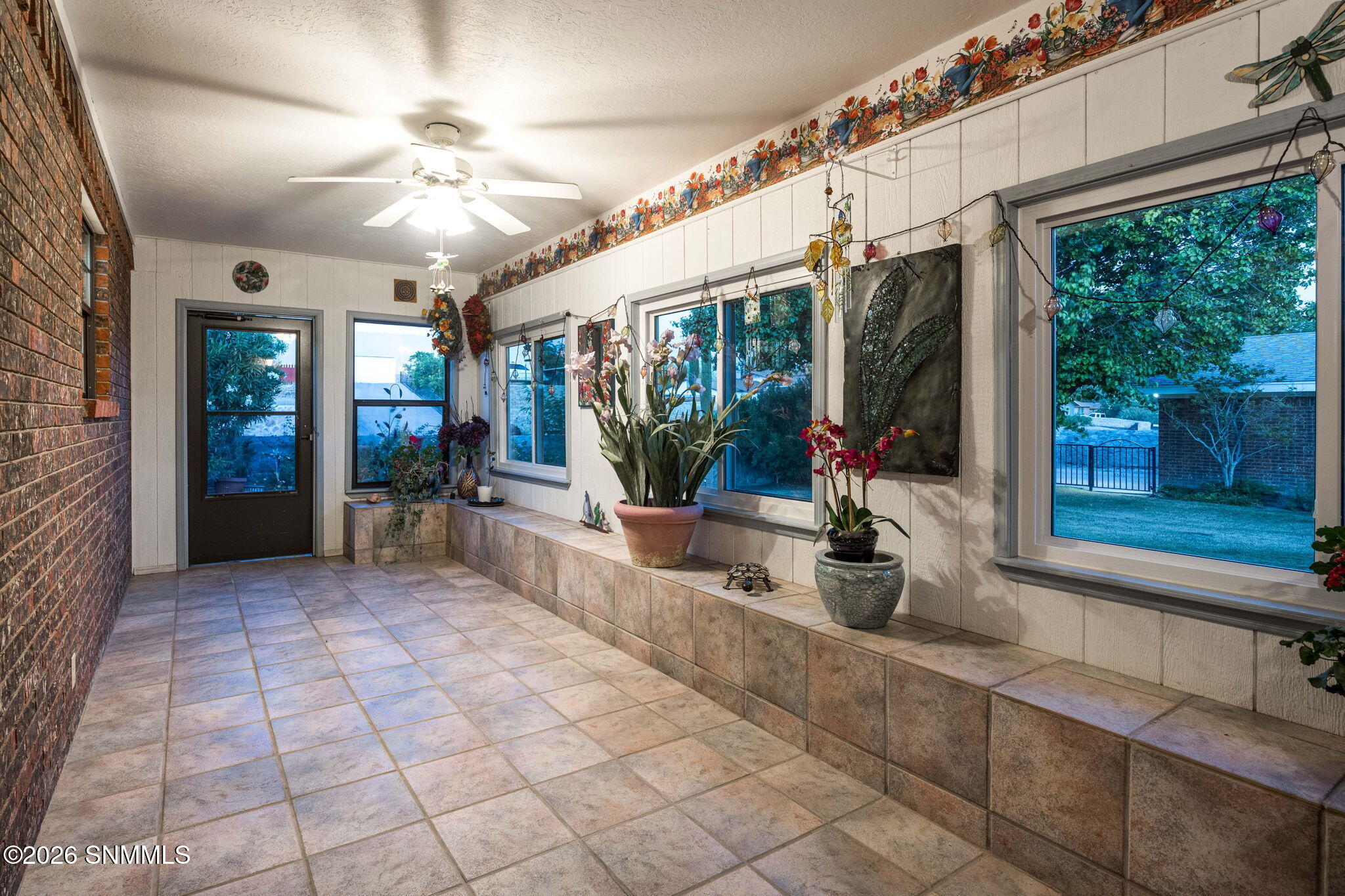 32-web-or-mls-Snappin Homes (Lantana932)