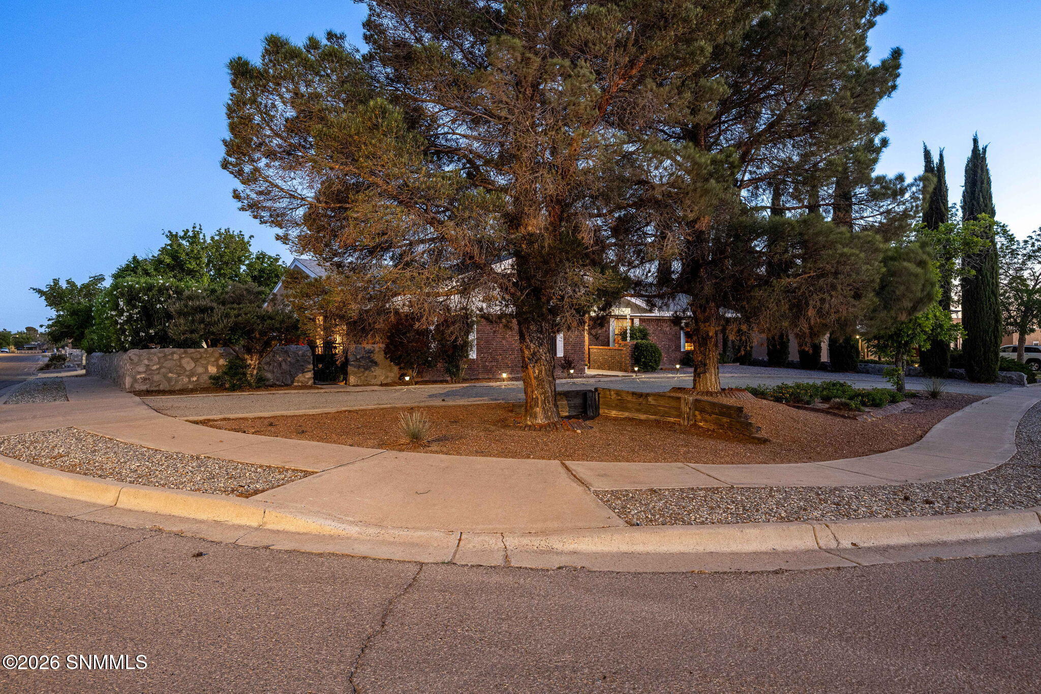 45-web-or-mls-Snappin Homes (Lantana932)