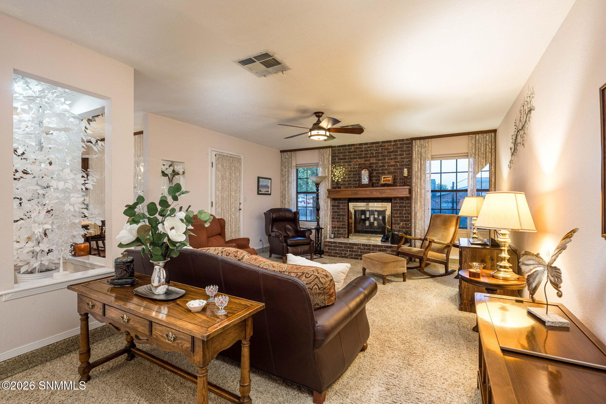 8-web-or-mls-Snappin Homes (Lantana932)-