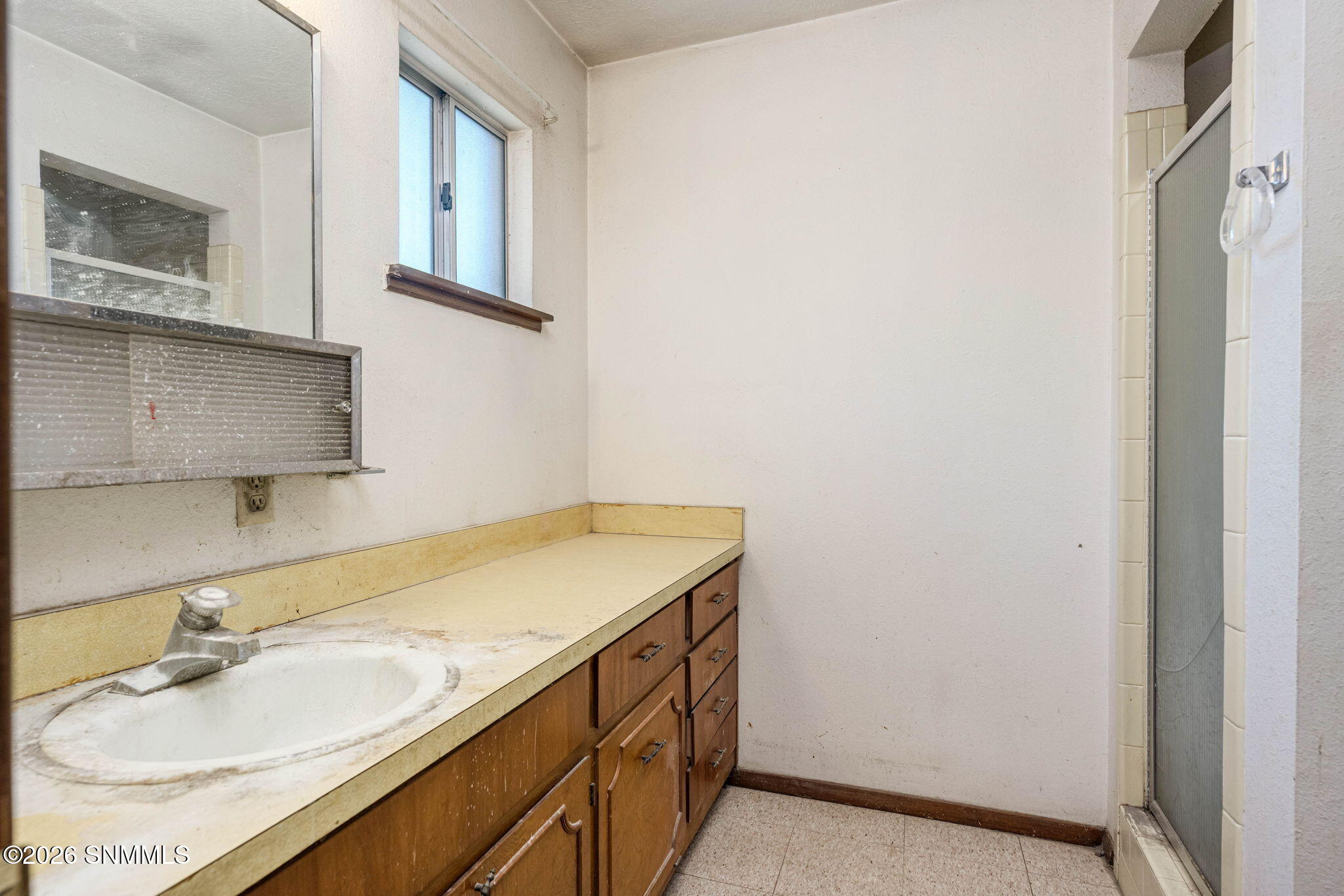 25-web-or-mls-Snappin Homes (Clover340)-