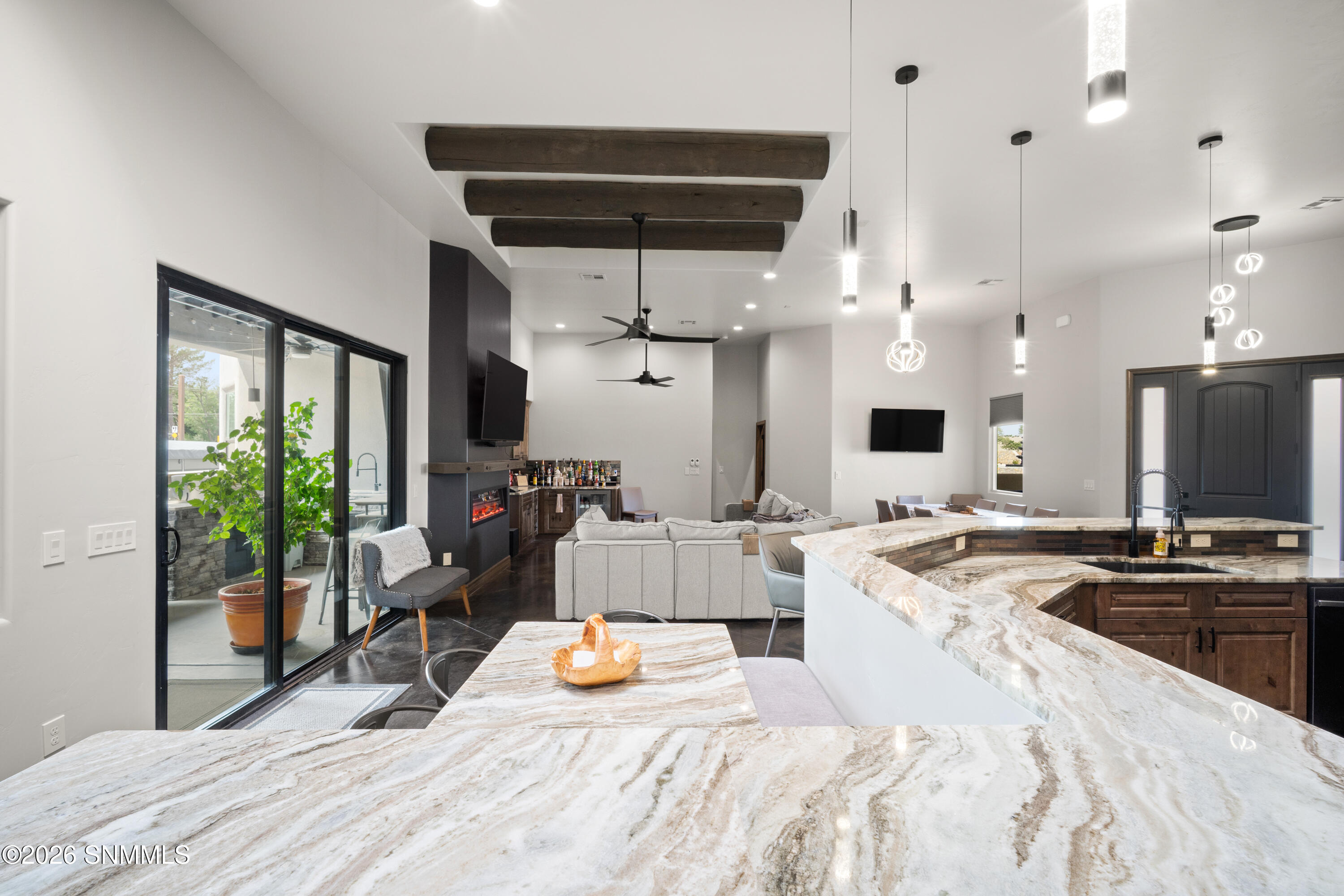1280-Rosita-Ct-MLS-Camera-Guy-23