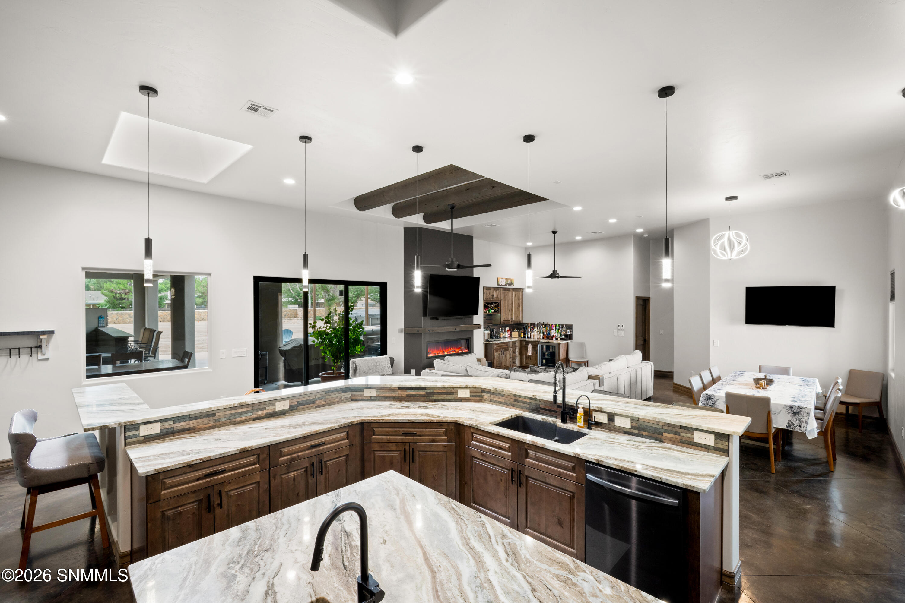1280-Rosita-Ct-MLS-Camera-Guy-35
