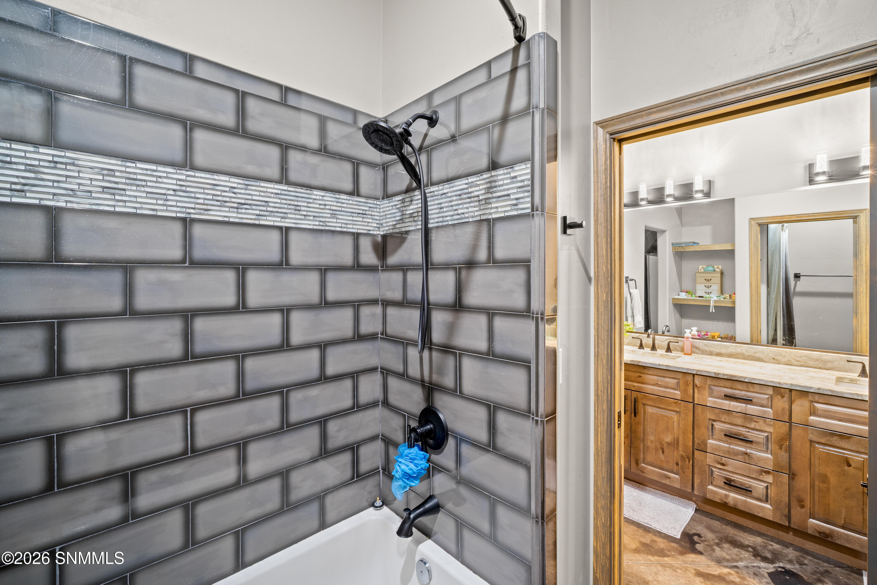 1280-Rosita-Ct-MLS-Camera-Guy-48