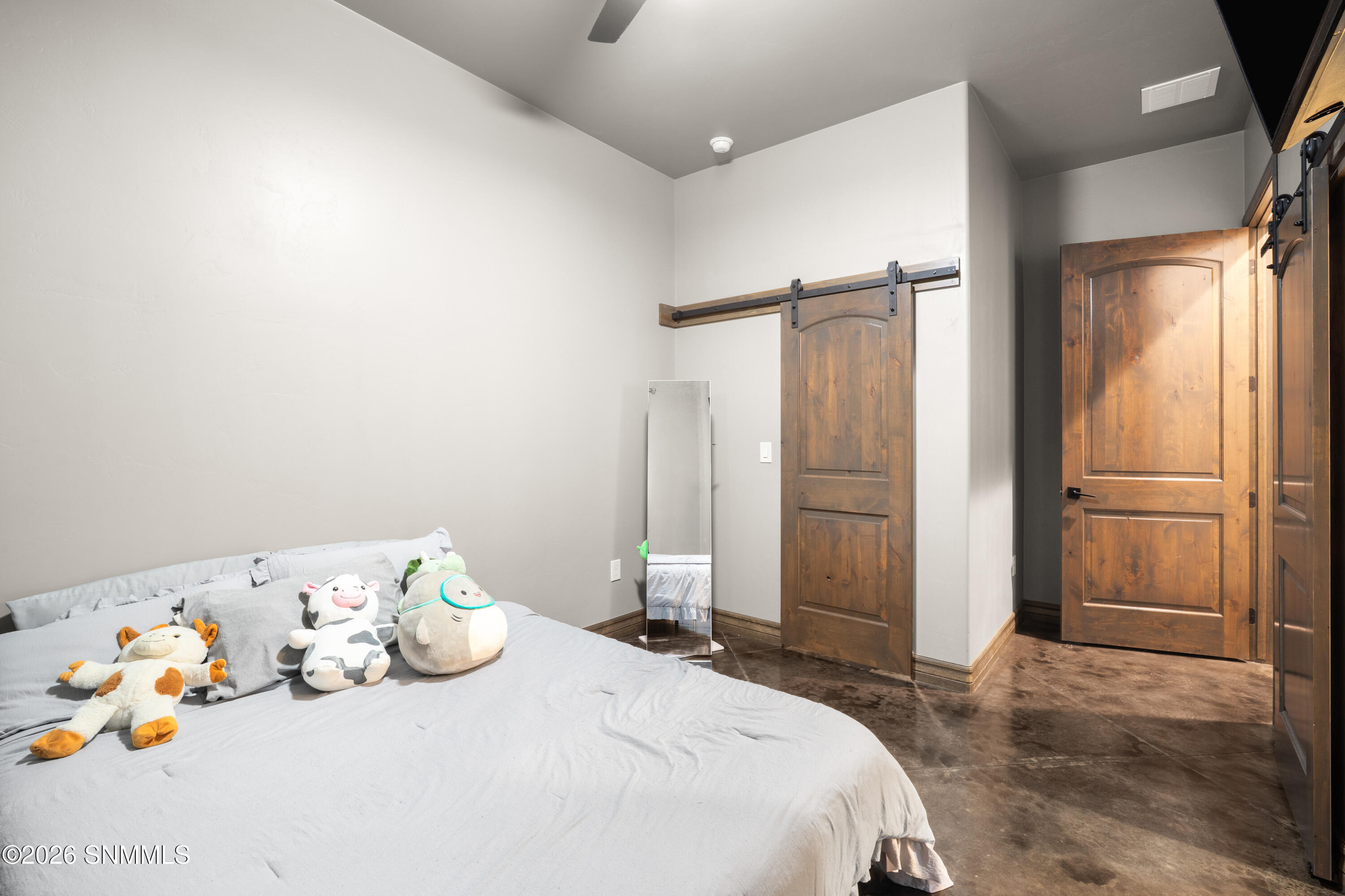 1280-Rosita-Ct-MLS-Camera-Guy-51