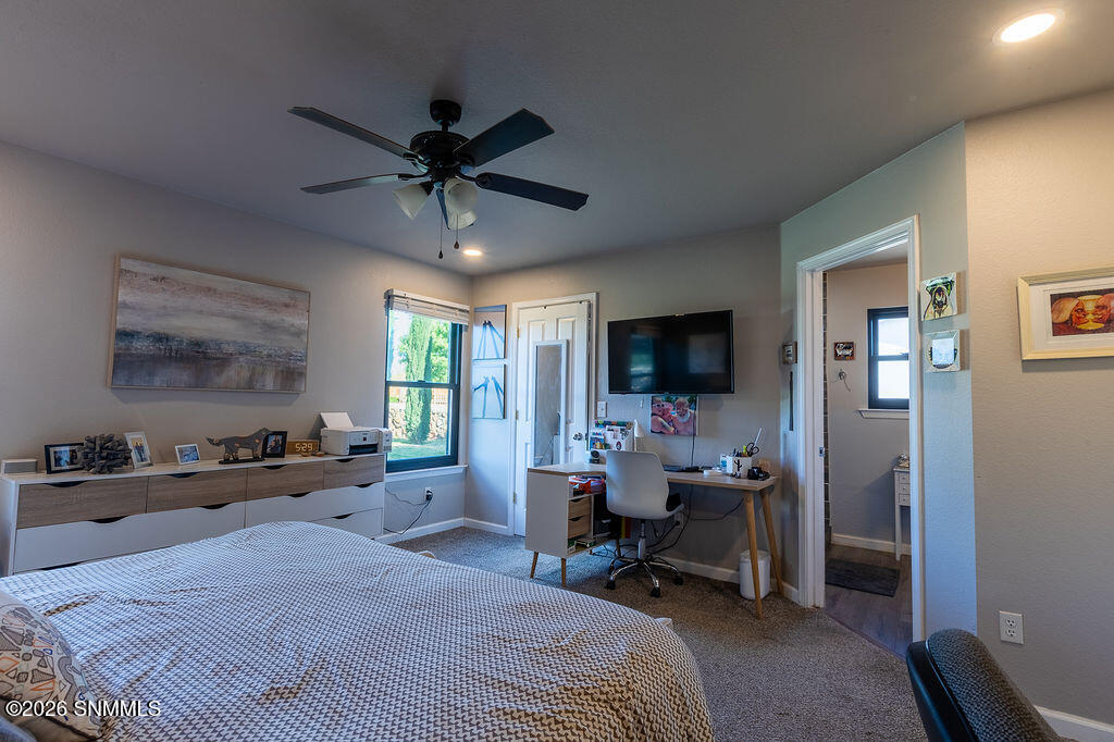5612centurylane--13