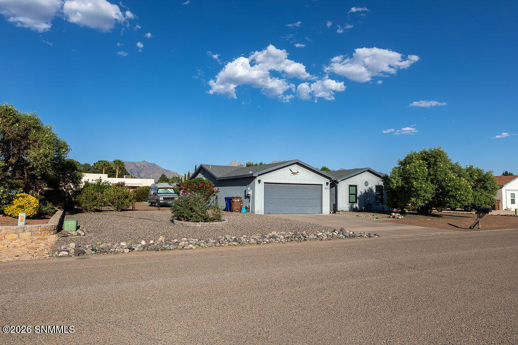 5612centurylane--32