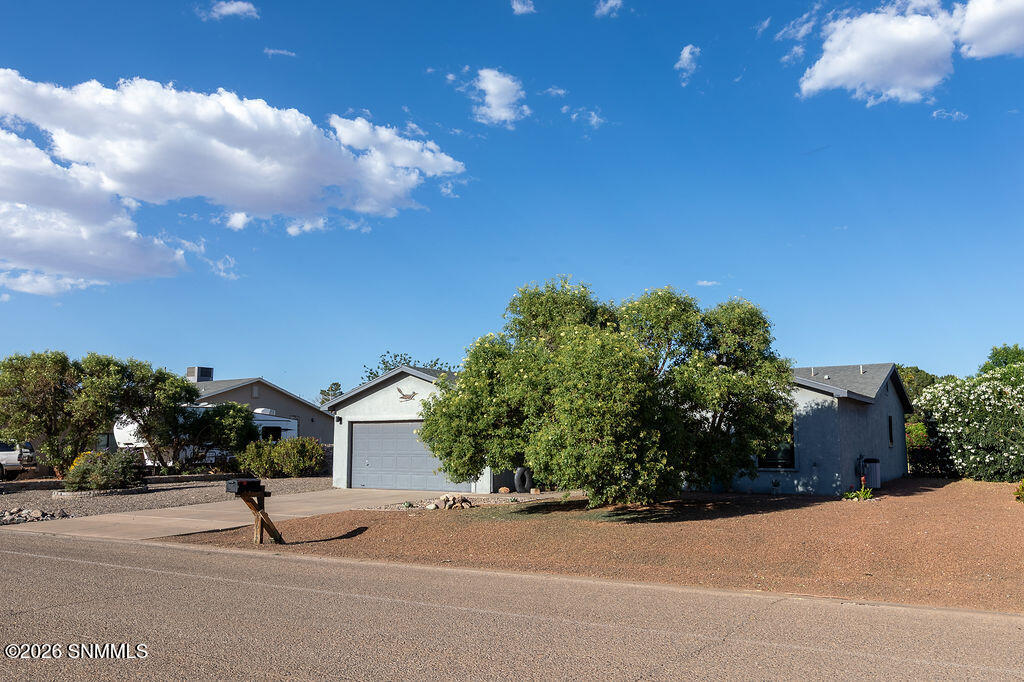 5612centurylane--33