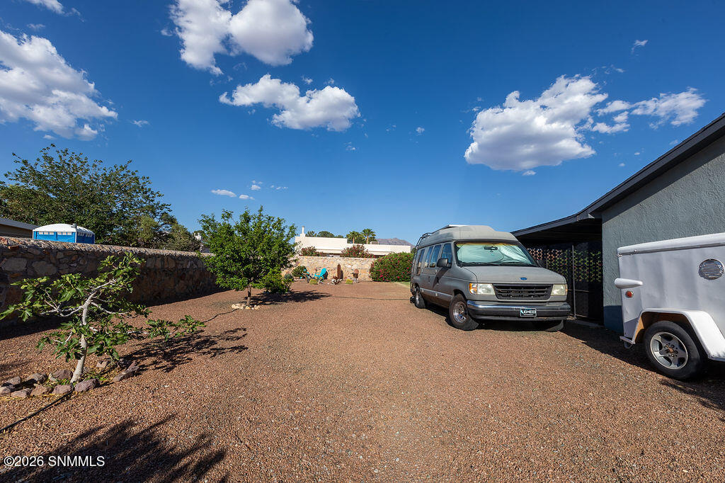 5612centurylane--27