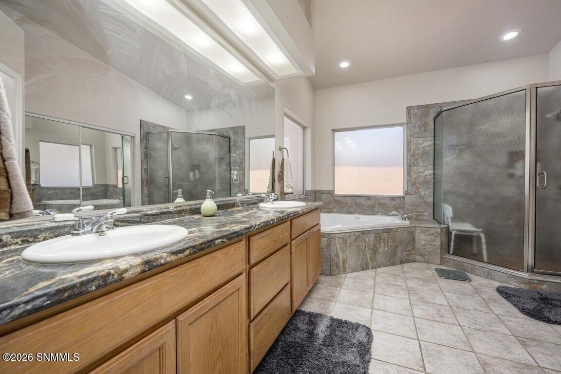 23-web-or-mls-Snappin Homes (CanyonVerde
